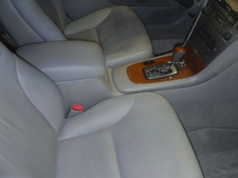 Used 2005 Lexus ES 330 FWD image 27