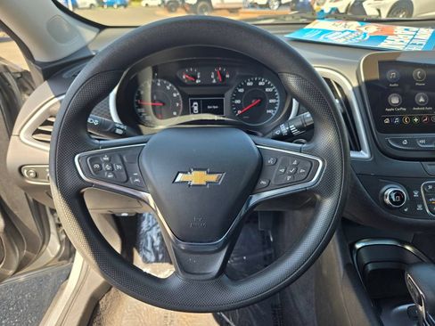 Used 2024 Chevrolet Malibu LT FWD image 20
