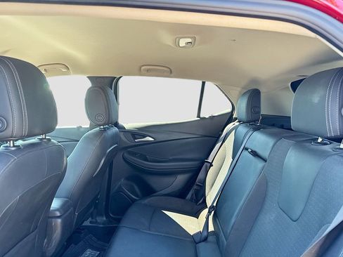 Used 2021 Buick Encore GX Select image 19