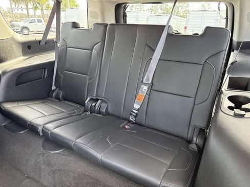 Used 2016 Chevrolet Suburban LT image 13