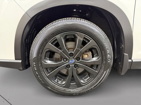 Used 2023 Subaru Forester Sport image 14