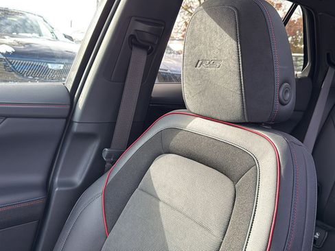 Used 2025 Chevrolet Blazer EV RS w/ Super Cruise Package image 24