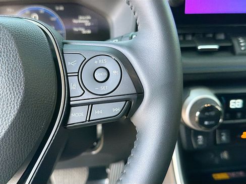 Used 2025 Toyota RAV4 XSE w/ Advanced Technology Package image 37