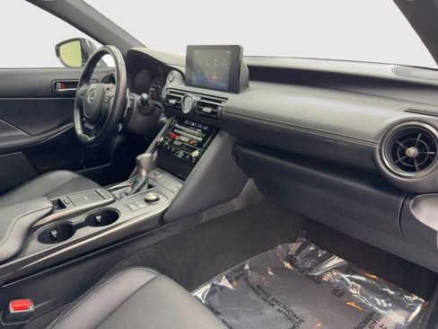 Used 2024 Lexus IS 300 w/ Comfort Package RWD image 43