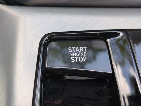 Used 2025 BMW X3 xDrive30i w/ Premium Package image 23