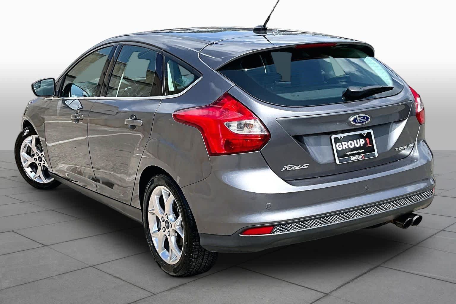 Used 2013 Ford Focus Titanium FWD image 12