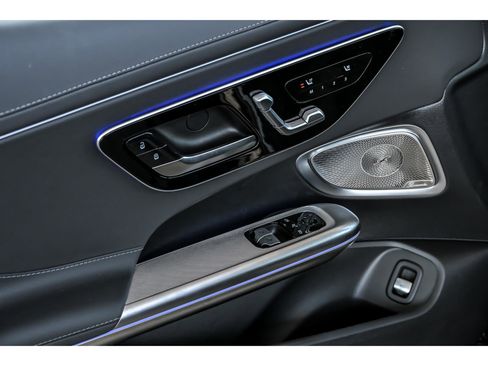 New 2026 Mercedes-Benz CLE 450 4MATIC Coupe image 5