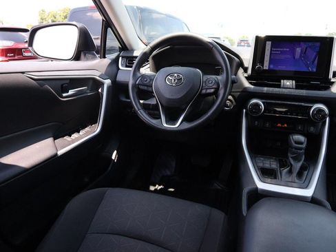 Used 2025 Toyota RAV4 XLE w/ Weather Package AWD/4WD image 19