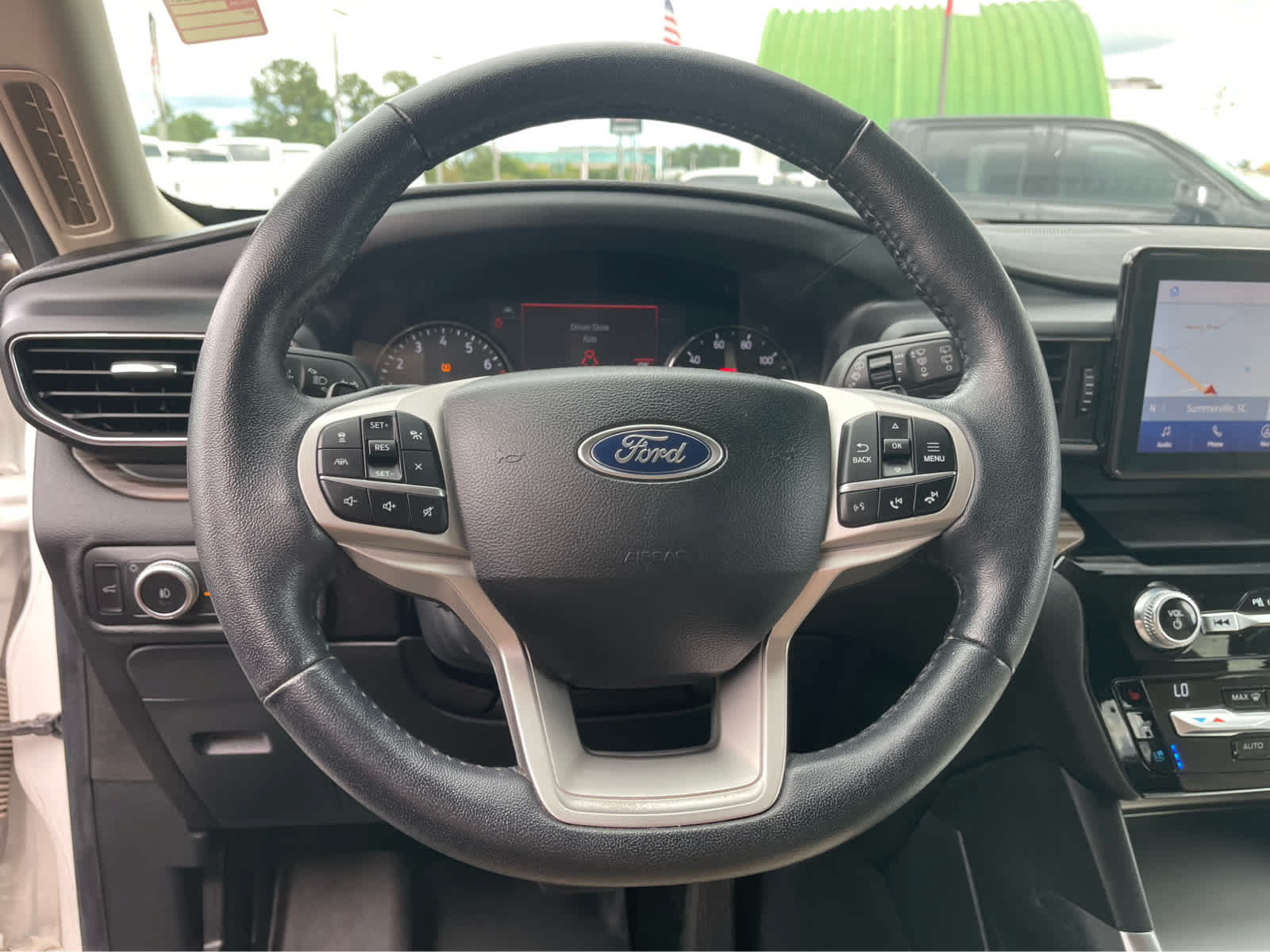 Used 2021 Ford Explorer Limited w/ Equipment Group 301A RWD image 15