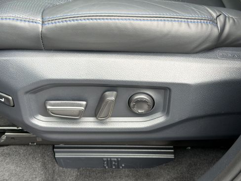 Used 2026 Toyota Tundra Platinum AWD/4WD image 16