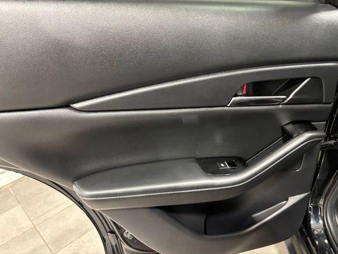 Certified 2024 MAZDA CX-30 AWD 2.5 S w/ Preferred Package image 17