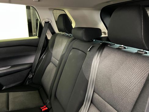 Used 2024 Nissan Rogue SV FWD image 21
