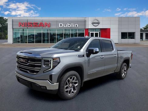 Certified 2026 GMC Sierra 1500 SLT AWD/4WD image 1