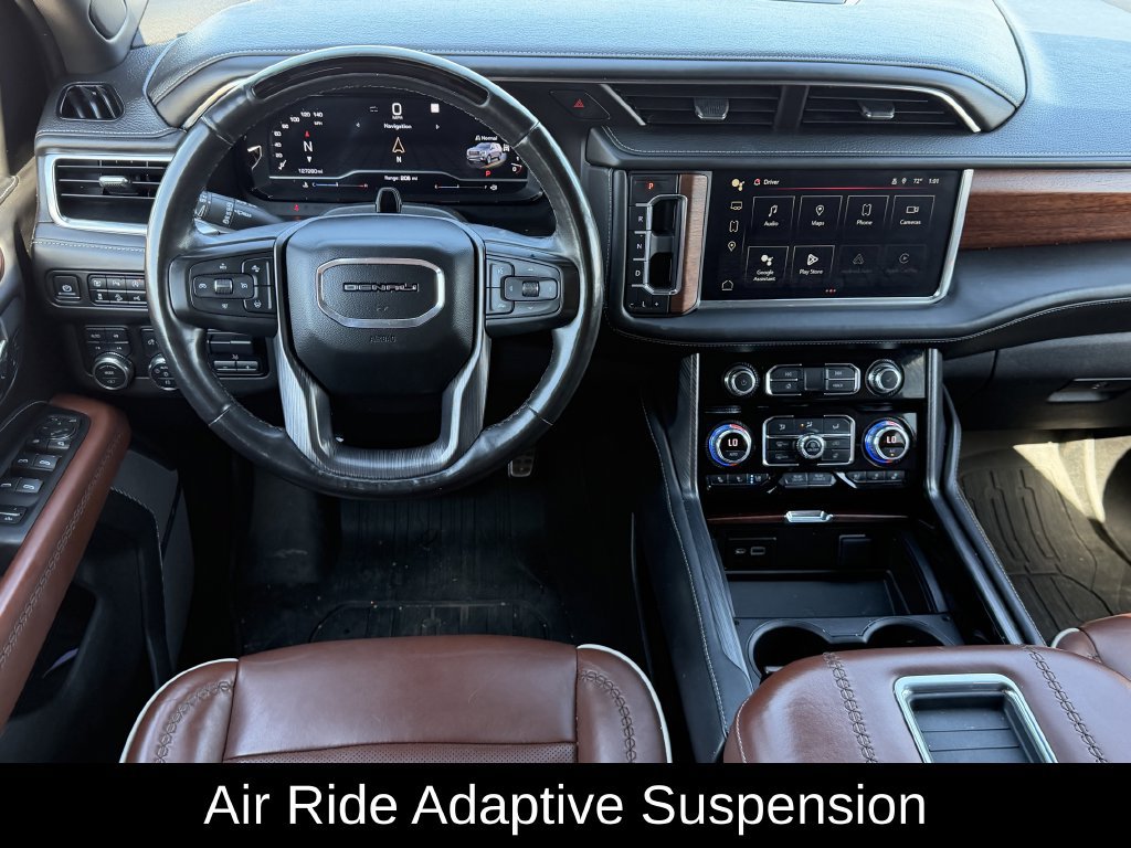 Used 2023 GMC Yukon XL Denali Ultimate AWD/4WD image 11