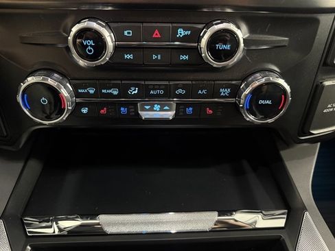 Used 2025 Ford F350 Lariat w/ Lariat Ultimate Package image 45