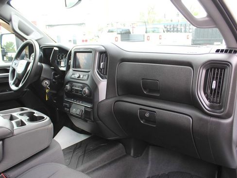 Used 2020 Chevrolet Silverado 2500 W/T w/ Gooseneck/5TH Wheel Package AWD/4WD image 17