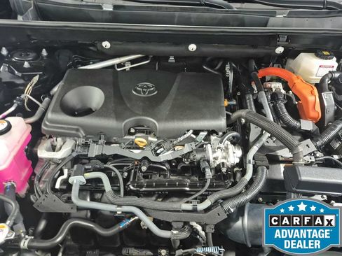 Used 2022 Toyota RAV4 XLE AWD/4WD image 20