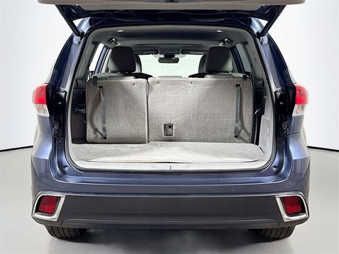 Used 2019 Toyota Highlander Limited image 26