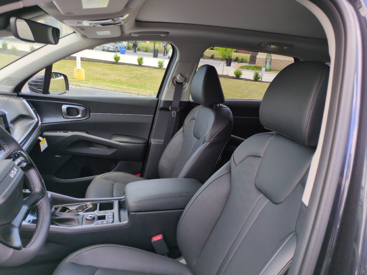 New 2026 Kia Sorento EX w/ EX Premium Package FWD image 18