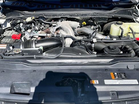 Used 2024 Ford F250 Platinum image 29