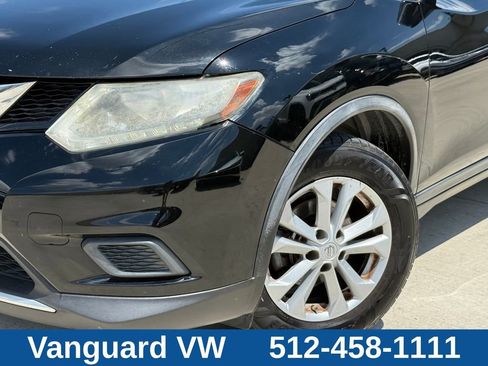 Used 2015 Nissan Rogue SV w/ SV Premium Package AWD/4WD image 5