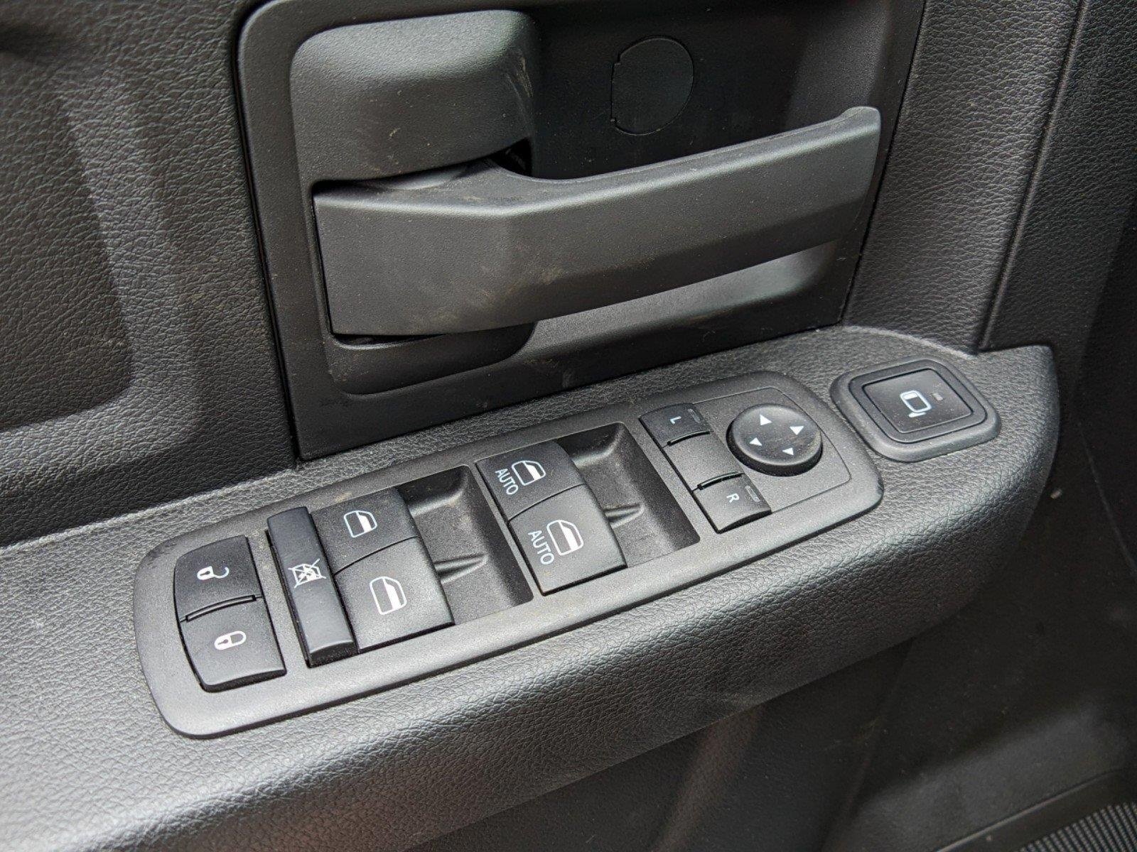 New 2024 RAM 3500 Tradesman w/ Chrome Appearance Group AWD/4WD image 19