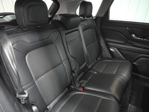 Used 2022 Lincoln Corsair AWD w/ Equipment Group 101A image 21