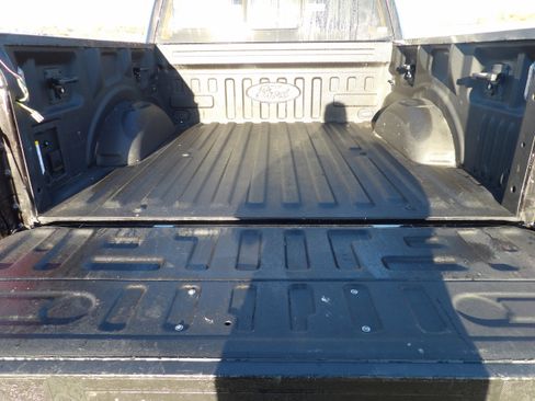 Used 2021 Ford F150 Lariat w/ Equipment Group 502A High image 9