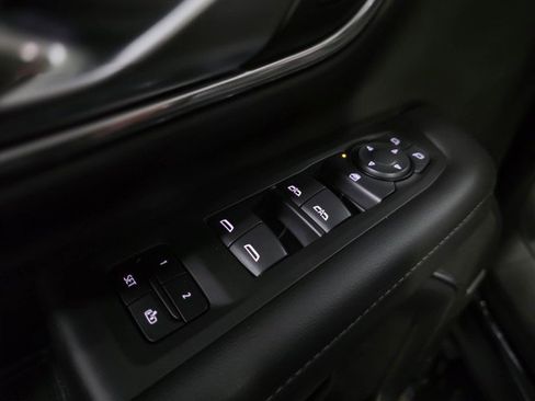 Used 2022 Chevrolet Suburban Z71 w/ Max Trailering Package image 33