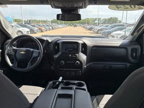 Used 2024 Chevrolet Silverado 2500 Custom w/ Custom Value Package AWD/4WD image 41
