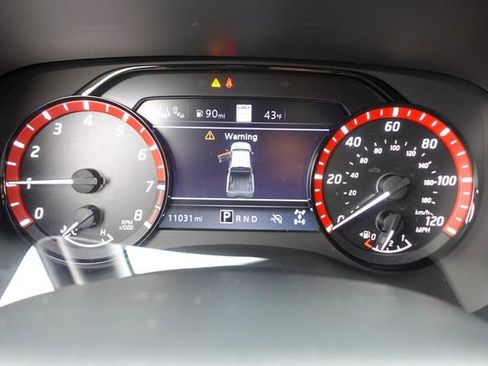 Used 2024 Nissan Frontier PRO-4X w/ Pro Convenience Package image 18