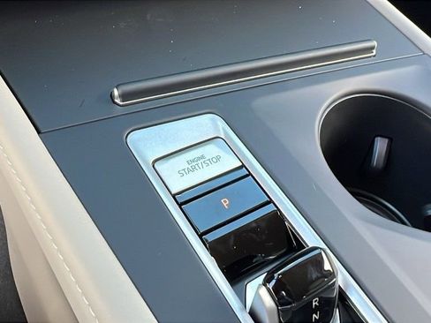 New 2026 Volkswagen Atlas SE image 26