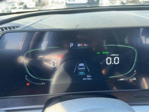 Used 2023 Kia Sportage EX AWD/4WD image 16