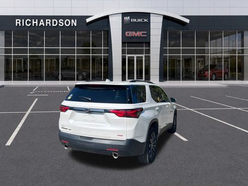 Used 2023 Chevrolet Traverse RS w/ LPO, Floor Liner Package AWD/4WD image 5