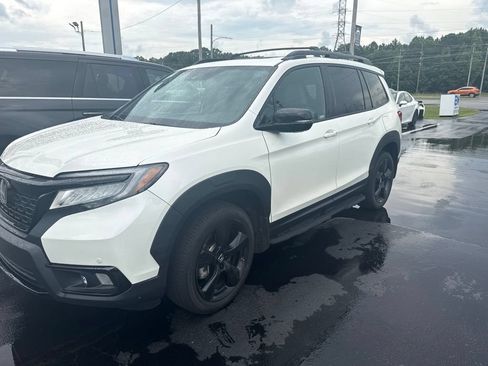 Used 2019 Honda Passport Elite image 1
