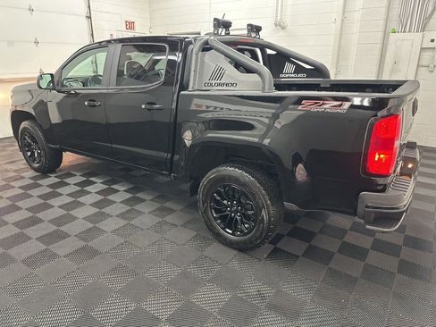 Used 2022 Chevrolet Colorado Z71 w/ Trail Boss Package AWD/4WD image 6
