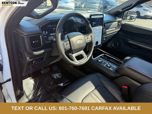 Used 2024 Ford Expedition Platinum AWD/4WD image 31