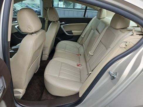Used 2012 Buick Regal Leather FWD image 14