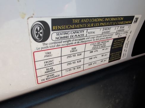 Used 2022 Land Rover Discovery S R-Dynamic AWD/4WD image 31