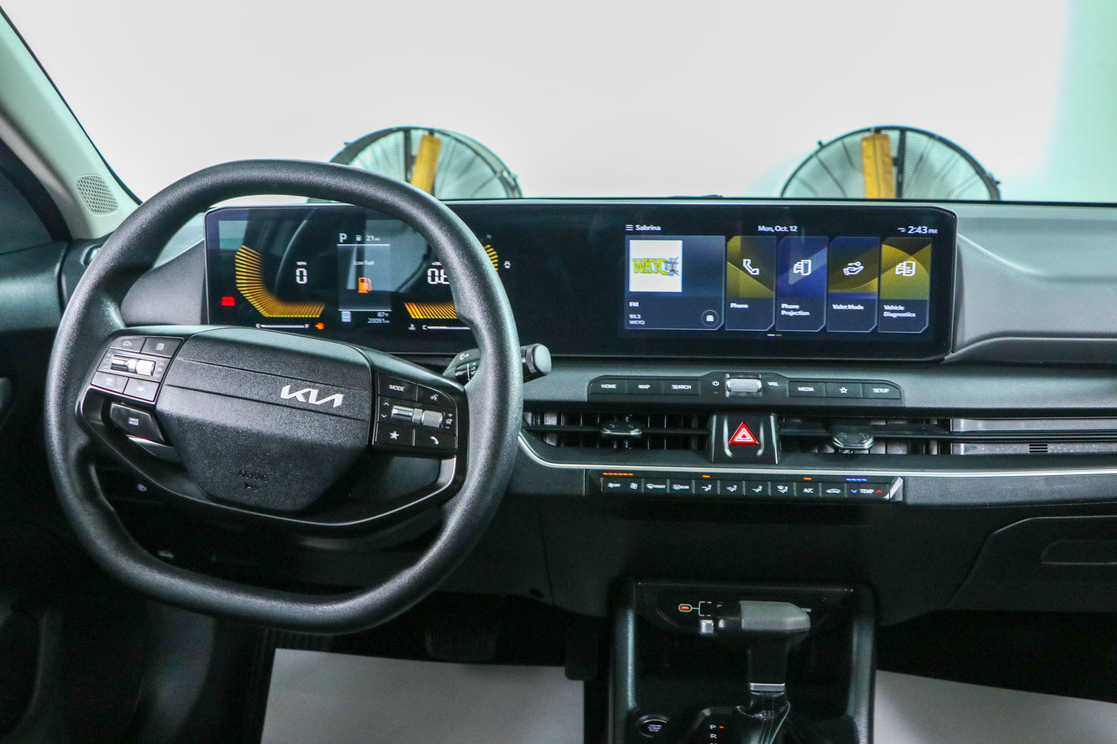 Used 2025 Kia K4 FWD image 17