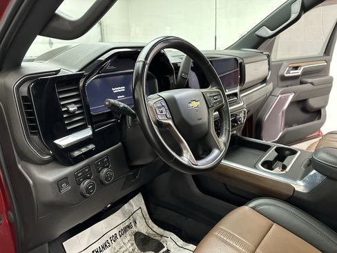 Used 2024 Chevrolet Silverado 3500 High Country w/ High Country Premium Package image 21