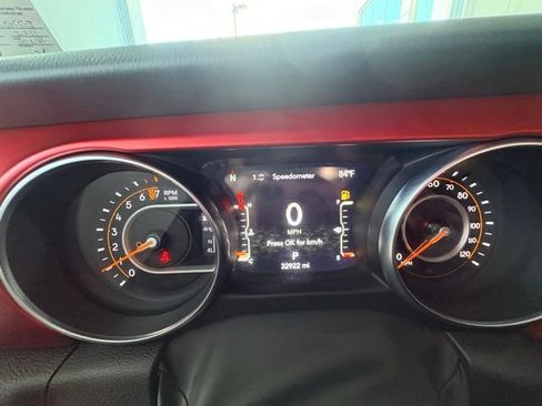 Used 2023 Jeep Gladiator Rubicon w/ Cold Weather Group AWD/4WD image 26