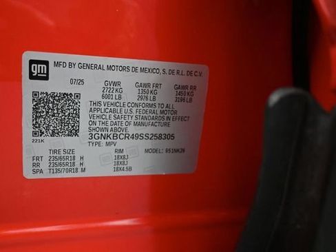 Used 2025 Chevrolet Blazer LT FWD image 17