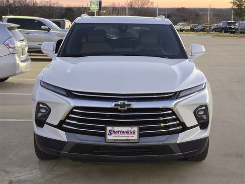 Used 2024 Chevrolet Blazer Premier w/ Driver Confidence II Package image 8