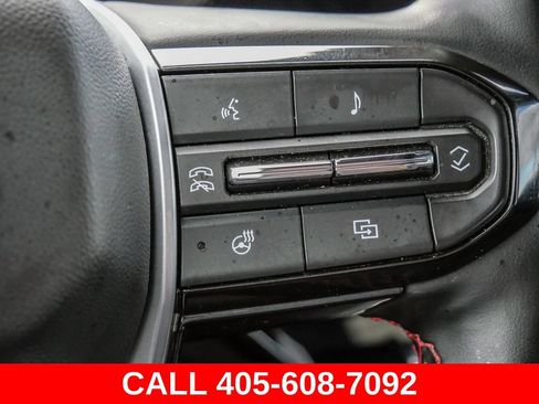 Used 2023 Chevrolet Colorado Z71 w/ Z71 Convenience Package 2 AWD/4WD image 70