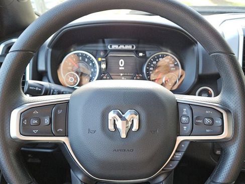 New 2026 RAM 1500 Express AWD/4WD image 18