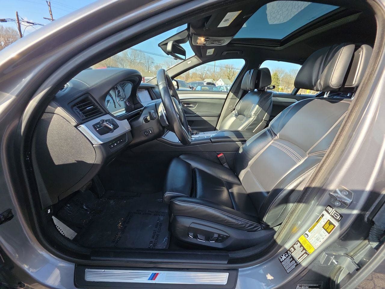Used 2015 BMW 550i xDrive Sedan AWD/4WD image 3
