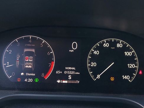 Used 2024 Honda HR-V LX image 9