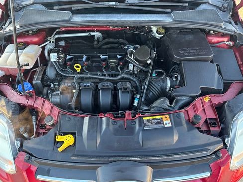 Used 2014 Ford Focus SE w/ SE Winter Package image 26