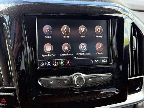 Used 2021 Chevrolet Traverse LS FWD image 25
